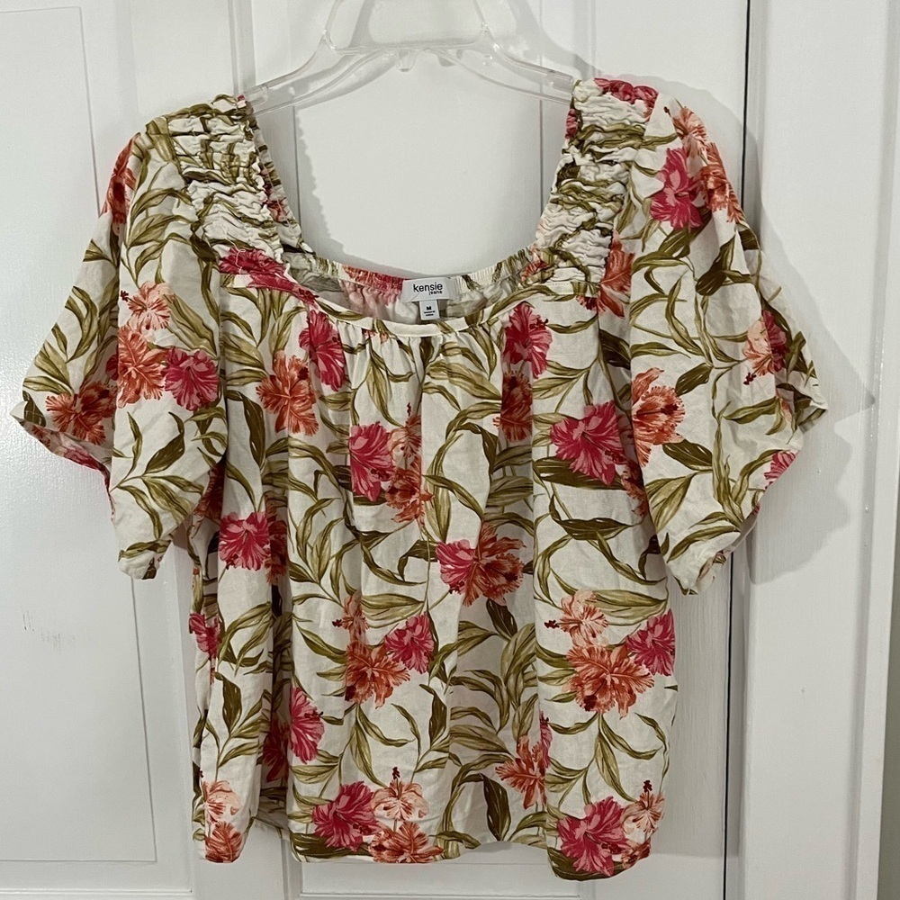 Kensie Linen Blend Cream Floral Short Sleeve Ruched Top Shirt Cottagecore Beachy